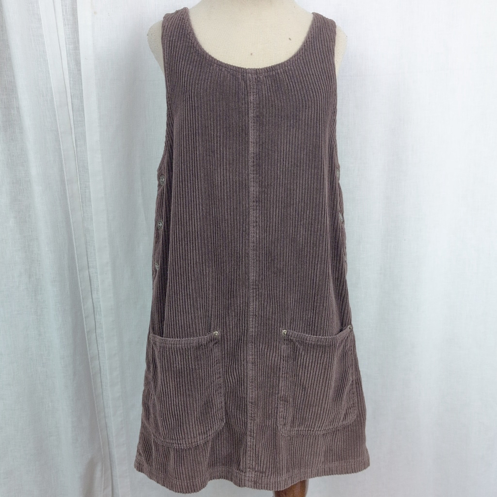 Sleeveless Corduroy Pocket Dress in Taupe